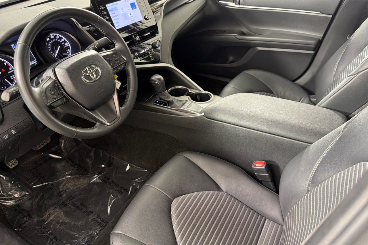 Used 2024 GREY Toyota SE image 9
