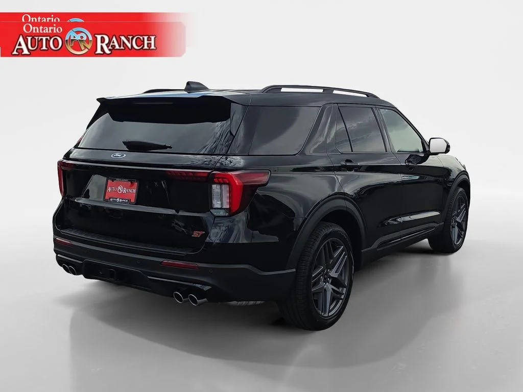 New 2026 AGATE BLACK METALLIC Ford ST image 5