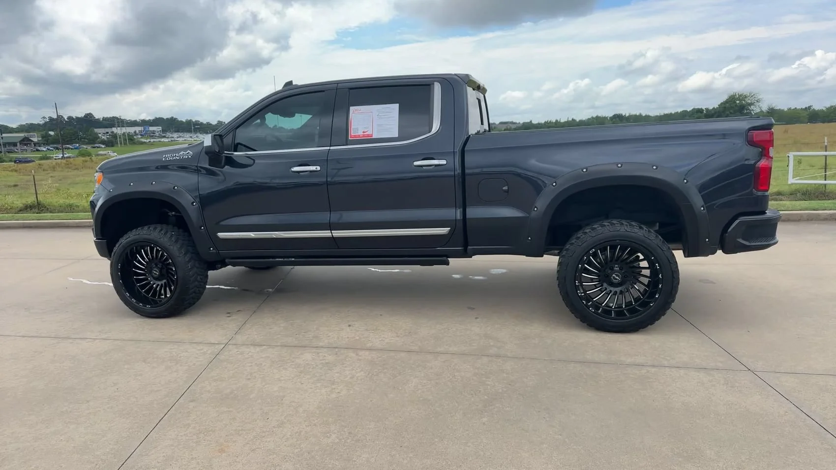 Used 2023 Dark Ash Metallic Chevrolet High Country image 6