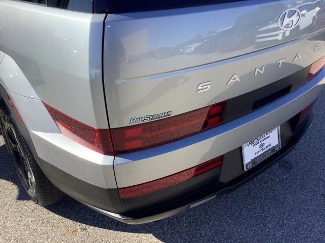 Certified Used 2025 Shimmering Silver Hyundai SEL image 24