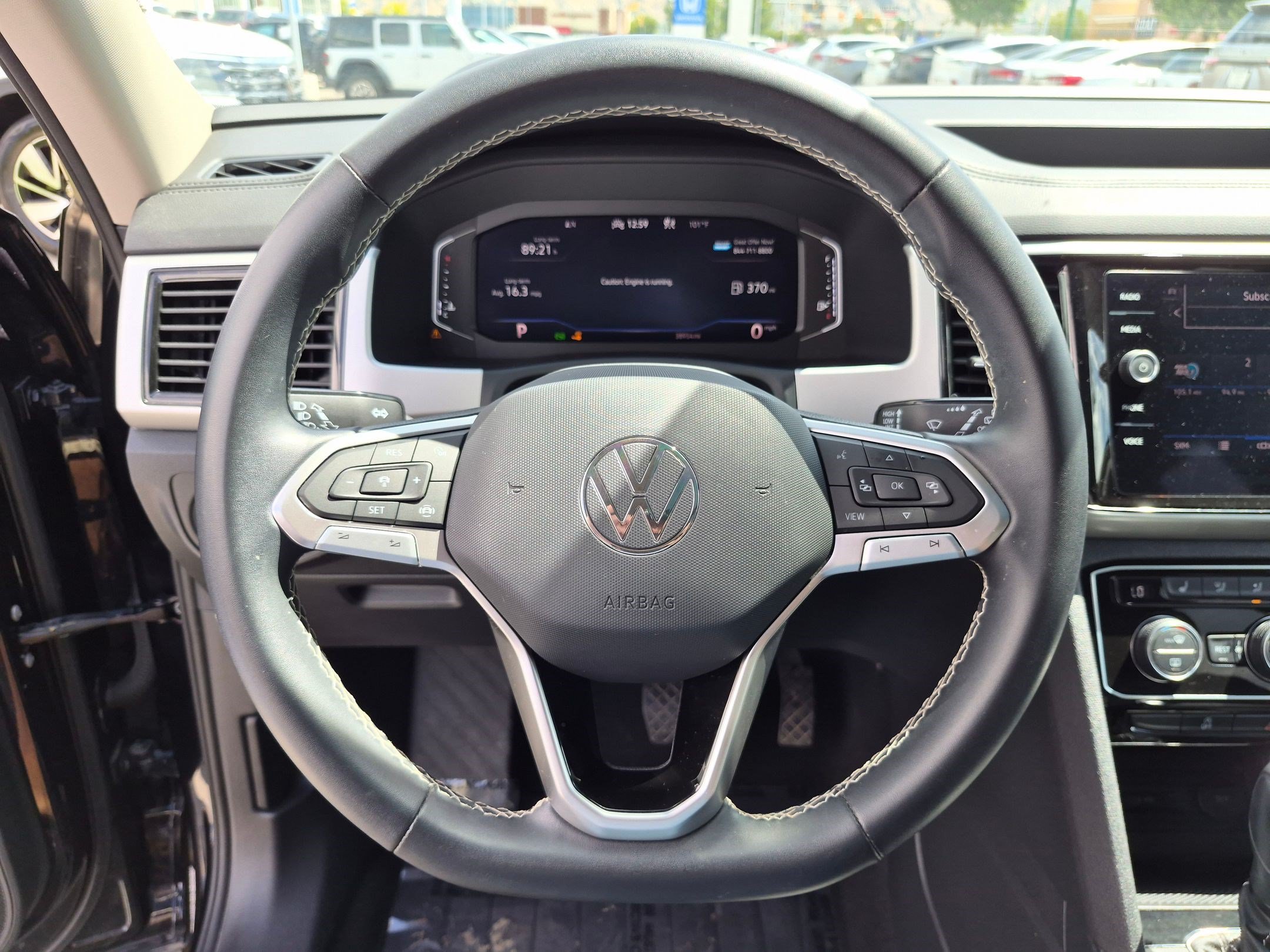 Used 2023 Deep Black Volkswagen 3.6L V6 SE w/Technology image 18