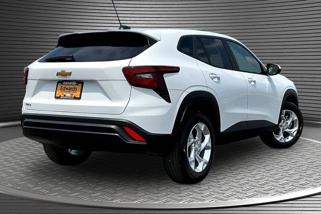 Used 2026 White Chevrolet LS image 6