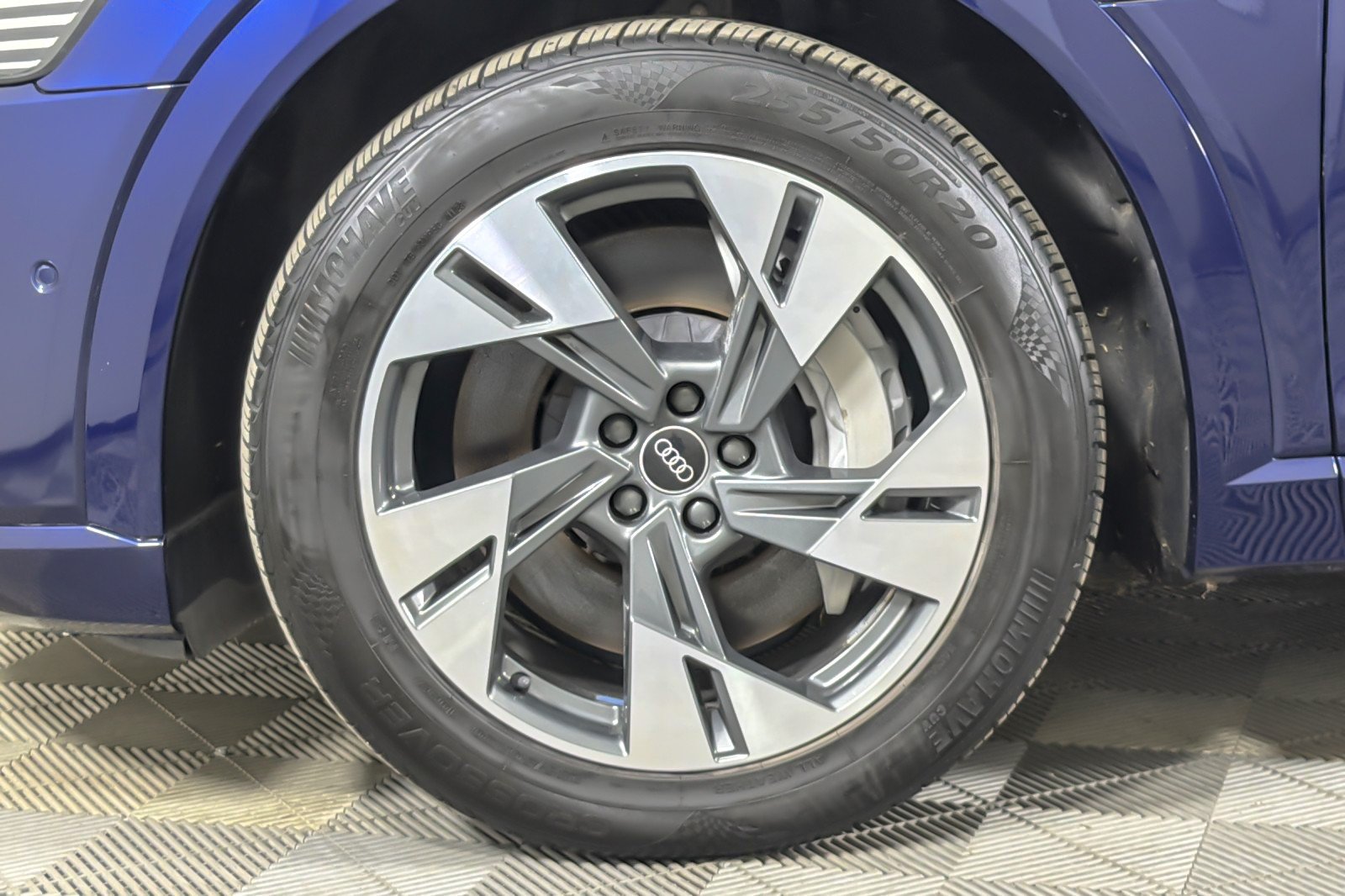 Used 2021 Navarra Blue Metallic Audi Premium quattro image 25