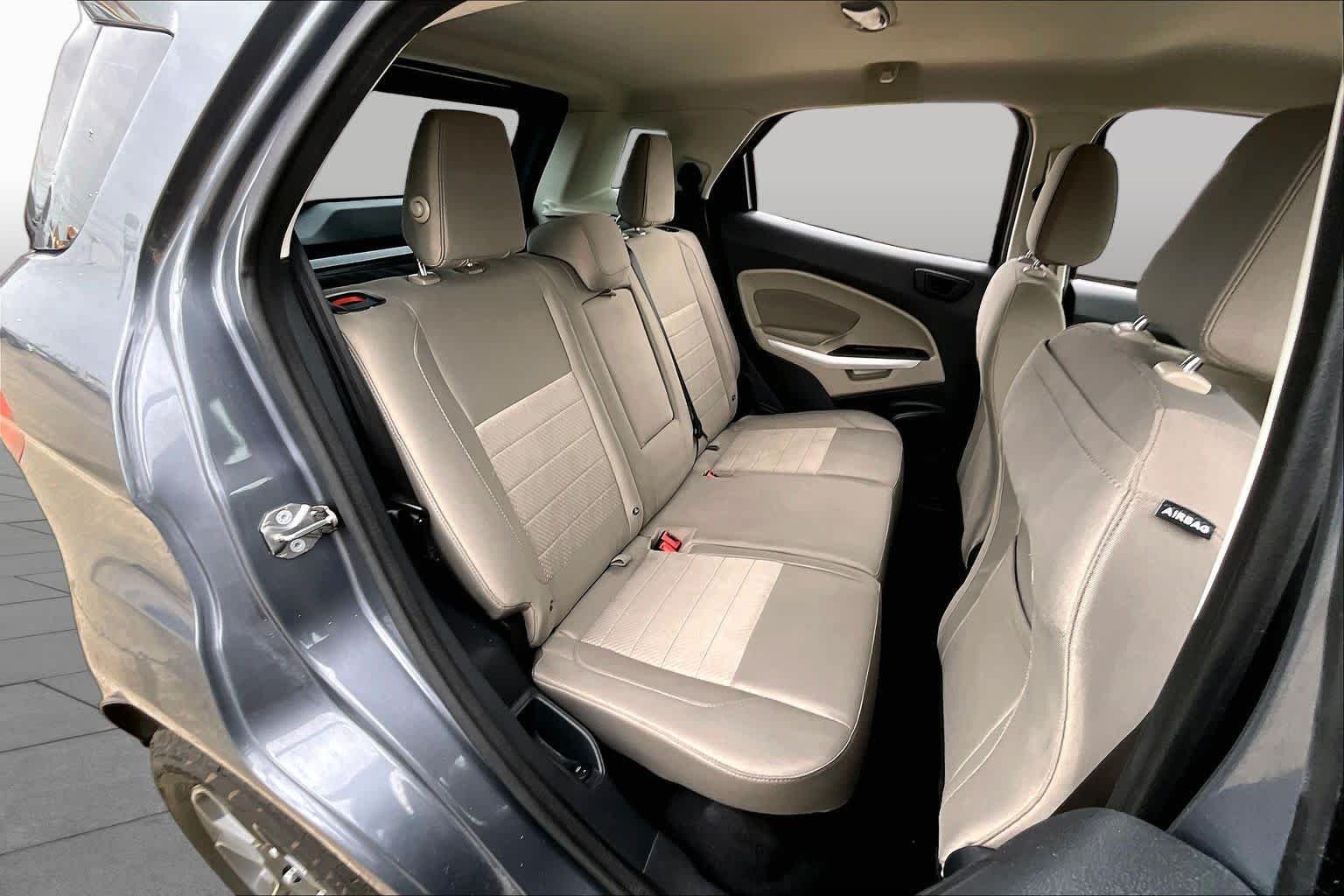 Used 2018 Smoke Metallic Ford S image 20