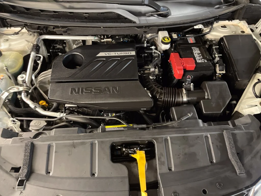 Used 2023 White Nissan SL image 11