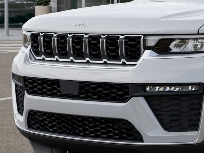 New 2026 Bright White Clear-Coat Exterior Paint Jeep Limited image 37