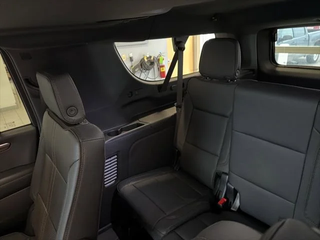 2026 Chevrolet Suburban High Country - Photo 28