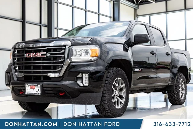 2022 GMC Canyon AT4 w/Leather