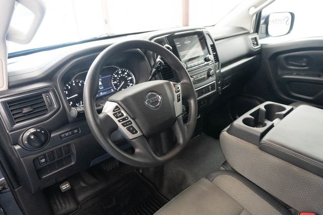 Used 2021 Gray Nissan S image 6