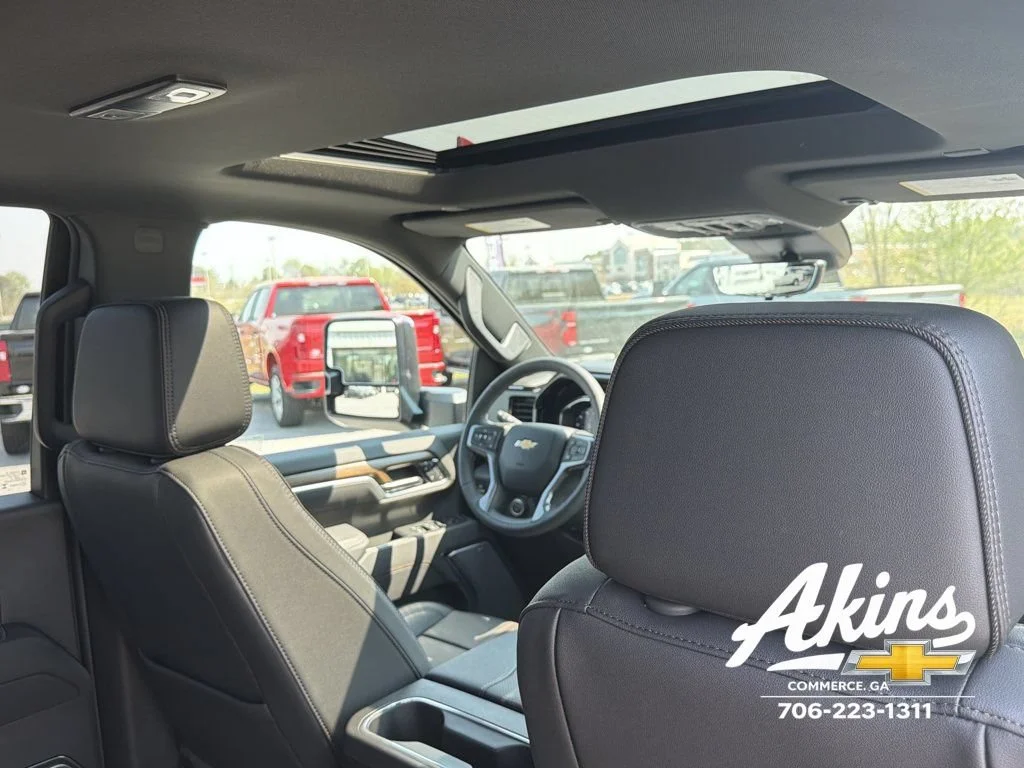 2025 Chevrolet Silverado 2500 HD High Country - Photo 17
