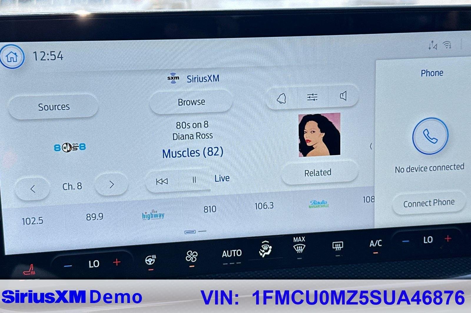 2025 Ford Escape Hybrid ST-Line - Photo 36