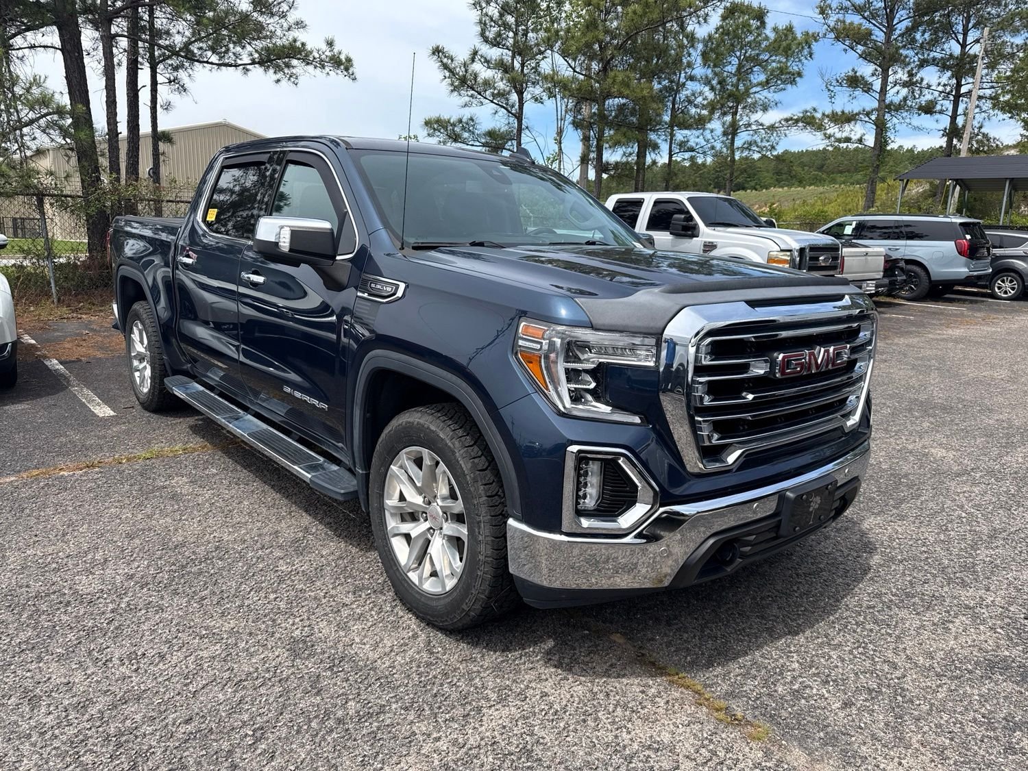 2020 GMC Sierra 4WD Crew Cab Short Box SLT's photo