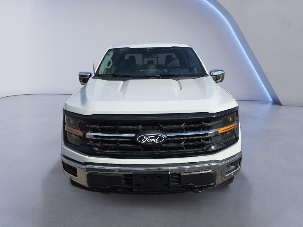 New 2026 White Ford XLT image 2