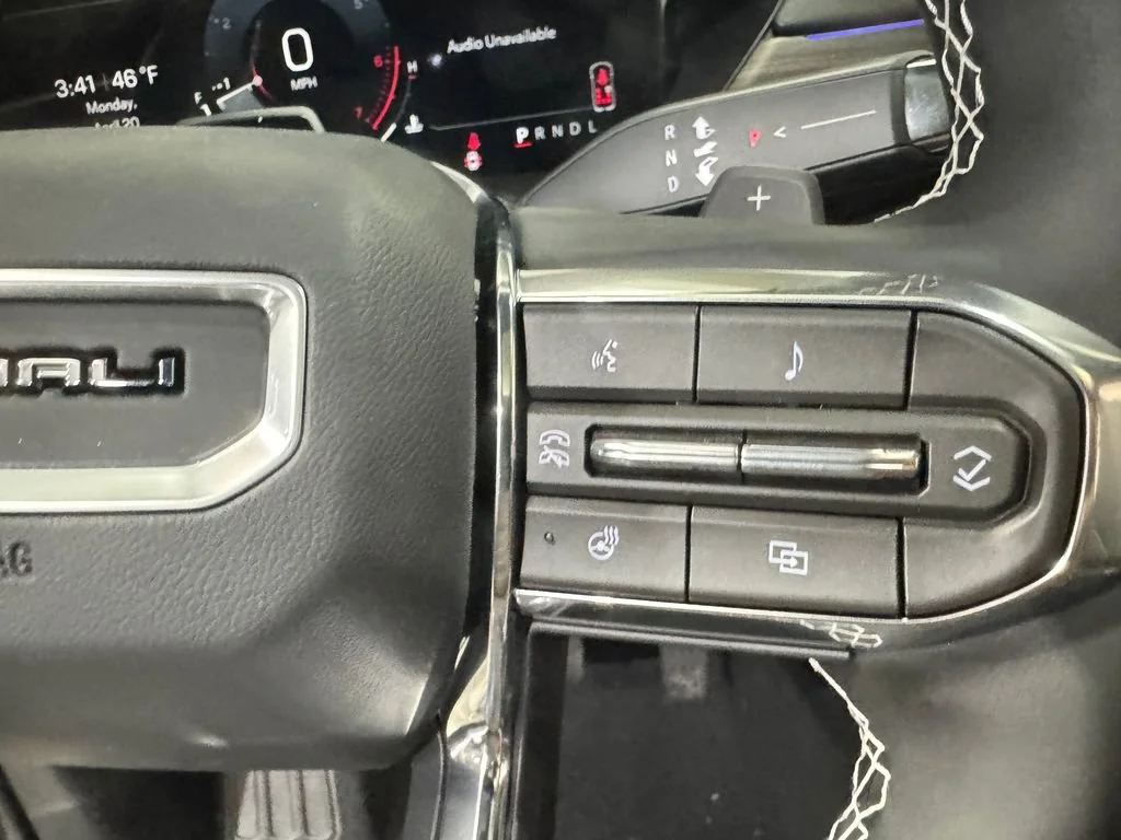 2026 GMC Acadia Denali Ultimate - Photo 19