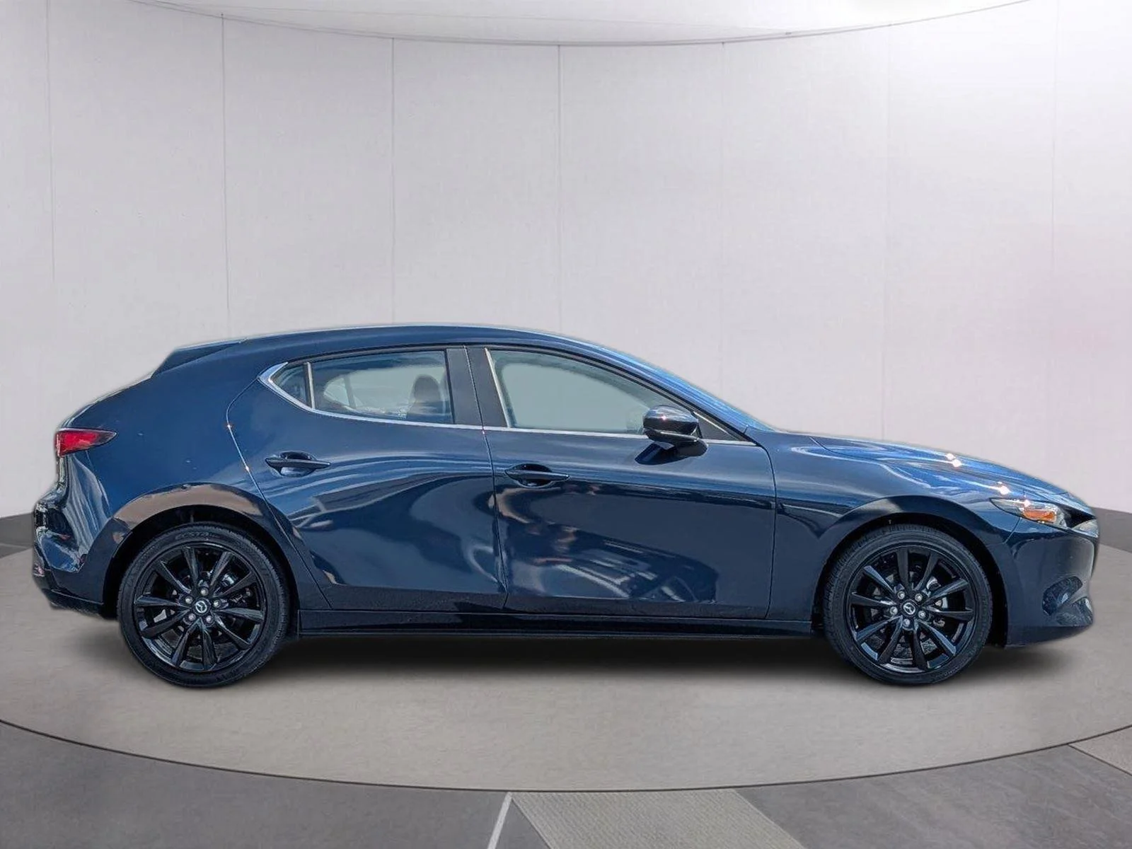 Used 2025 Deep Crystal Blue Mica Mazda 2.5 S Select Sport image 6
