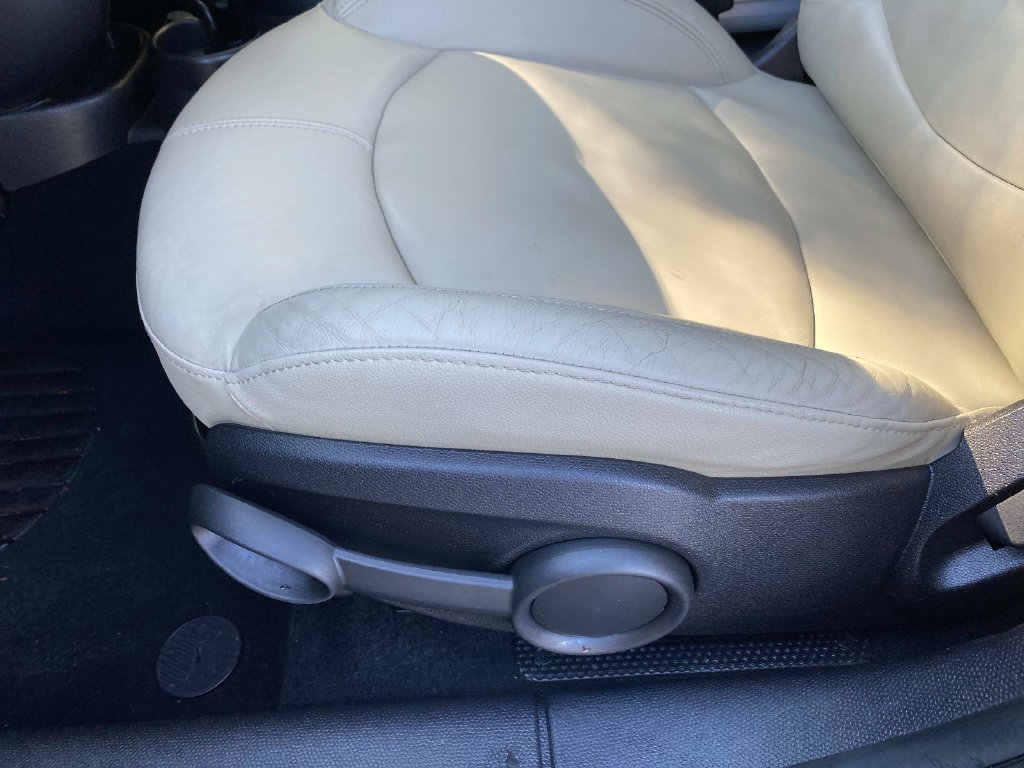 Used 2016 White MINI Base image 22