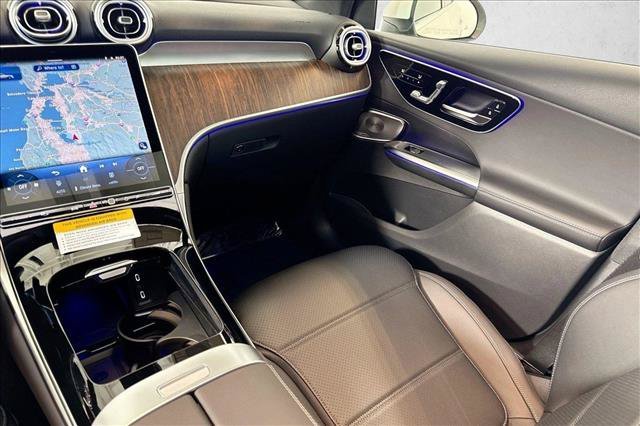 New 2026 Polar White Mercedes-Benz GLC 300 image 51