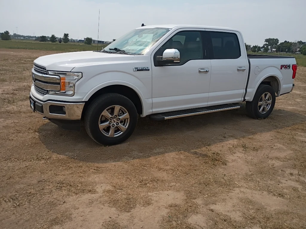 Used 2019 Oxford White Ford LARIAT image 40