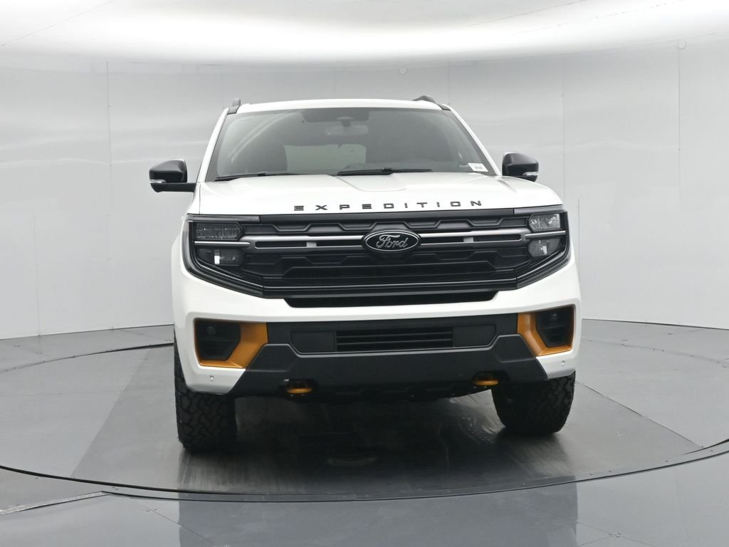 New 2026 Star White Metallic Tri-Coat Ford Tremor image 28