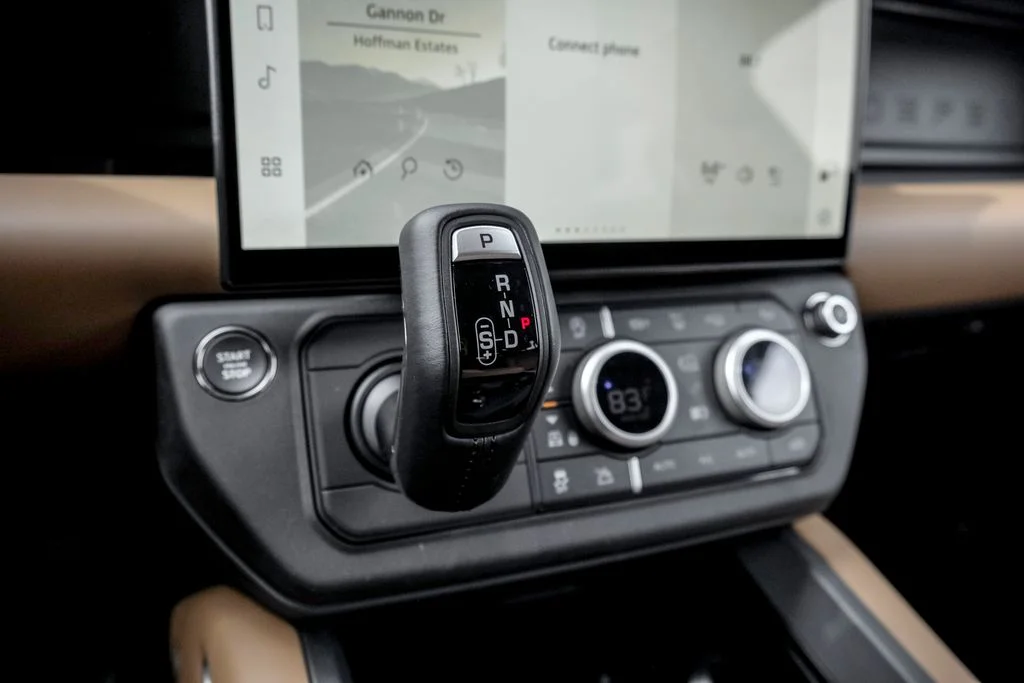 New 2026 Carpathian Grey Land Rover X-Dynamic SE image 15