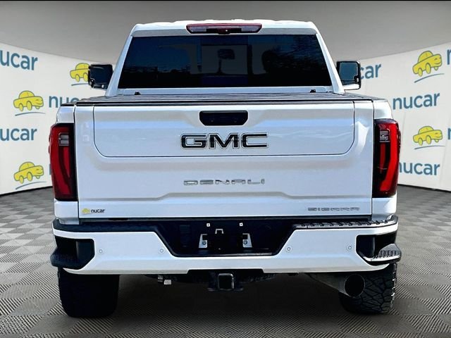 Used 2024 White GMC Denali Ultimate image 4