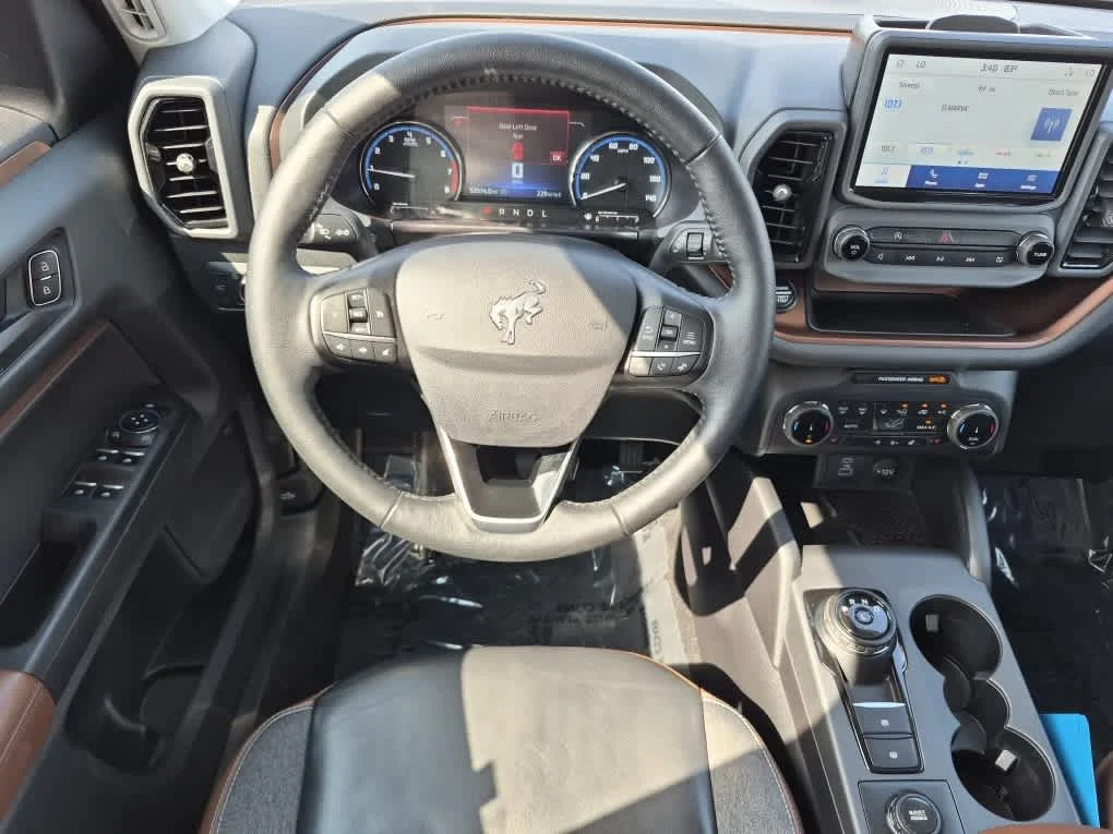 Certified Used 2022 Bronze Smoke Ford Outer Banks image 8