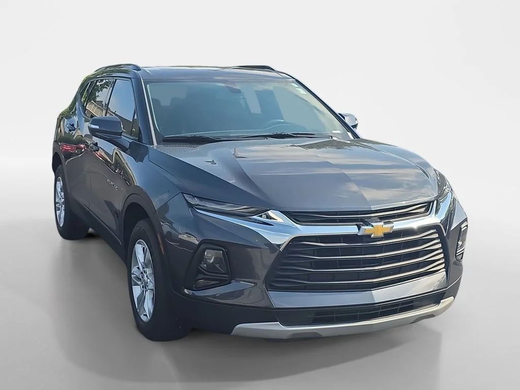 Used 2021 Iron Gray Metallic Chevrolet LT image 4