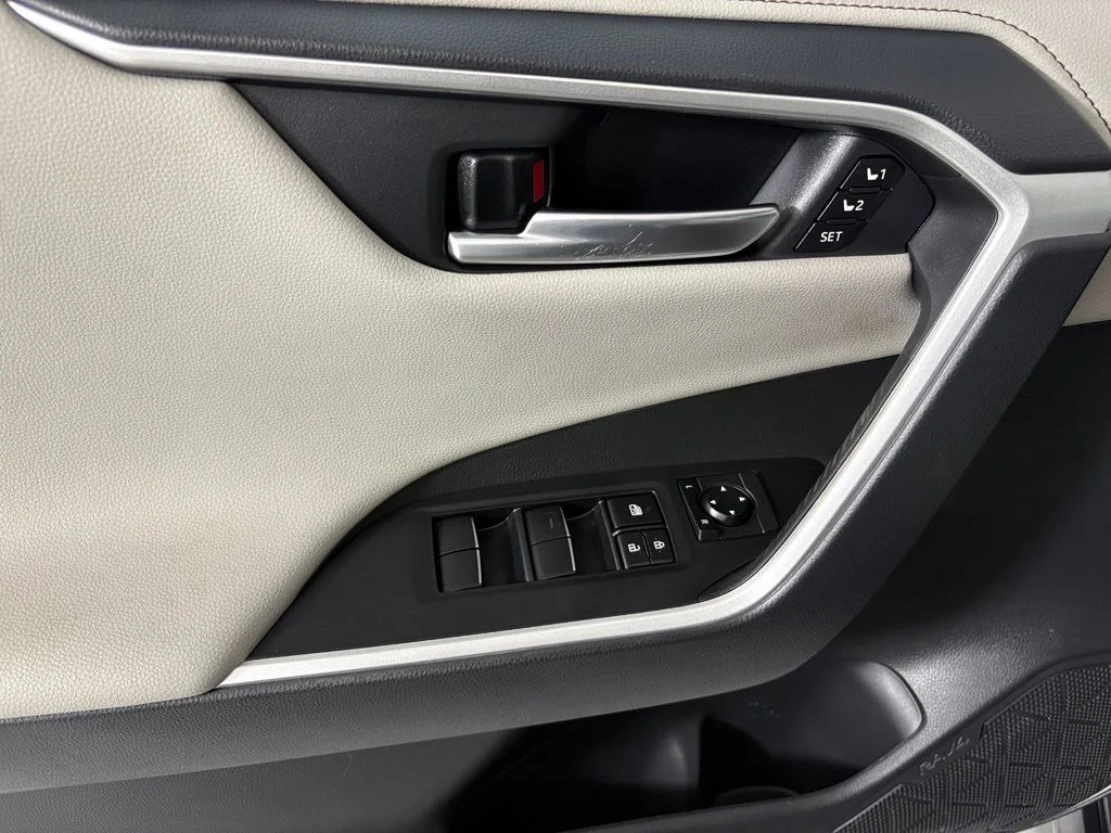 Used 2021 Gray Toyota Limited image 19