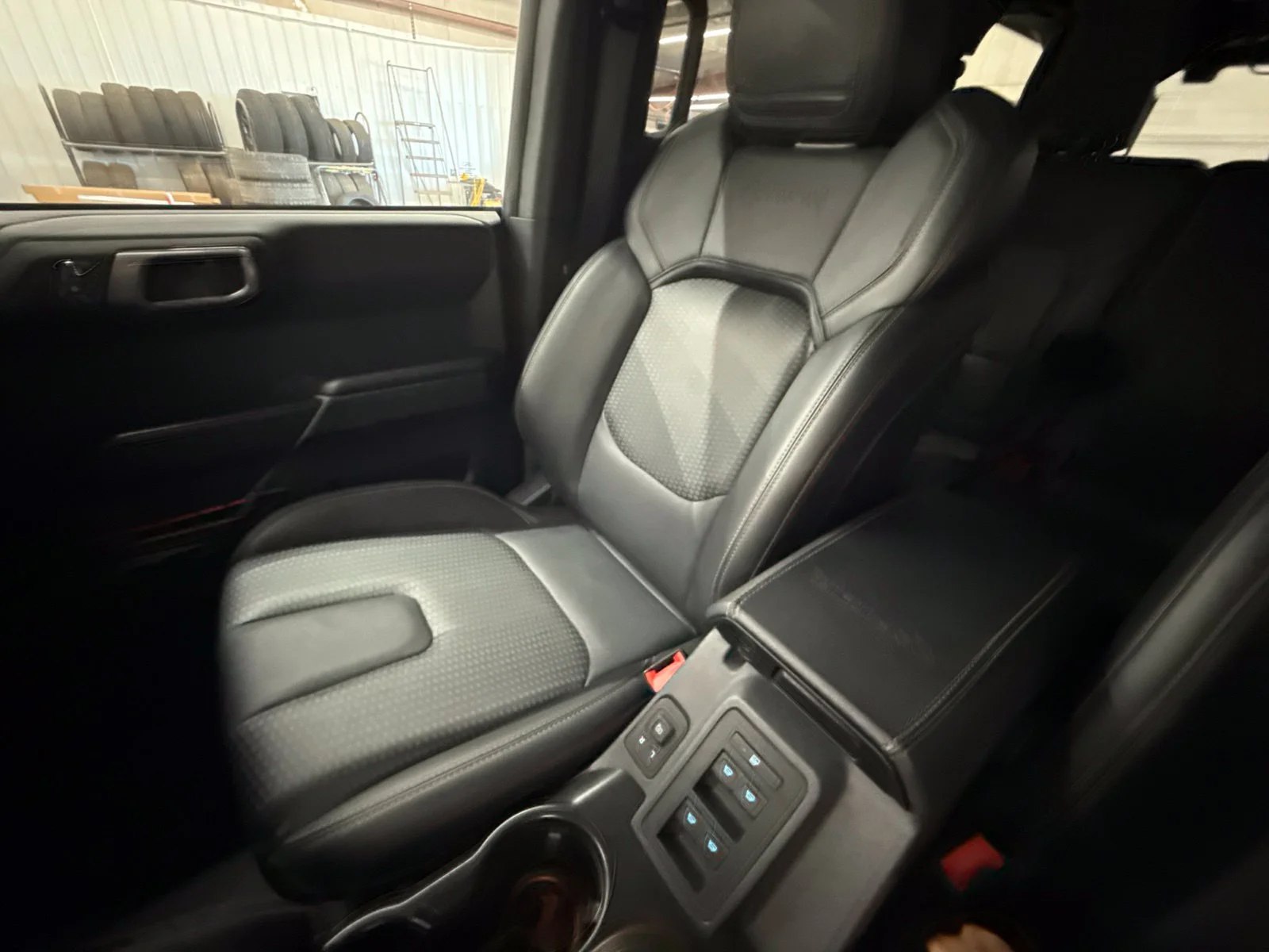Used 2022 Red Ford Raptor image 19