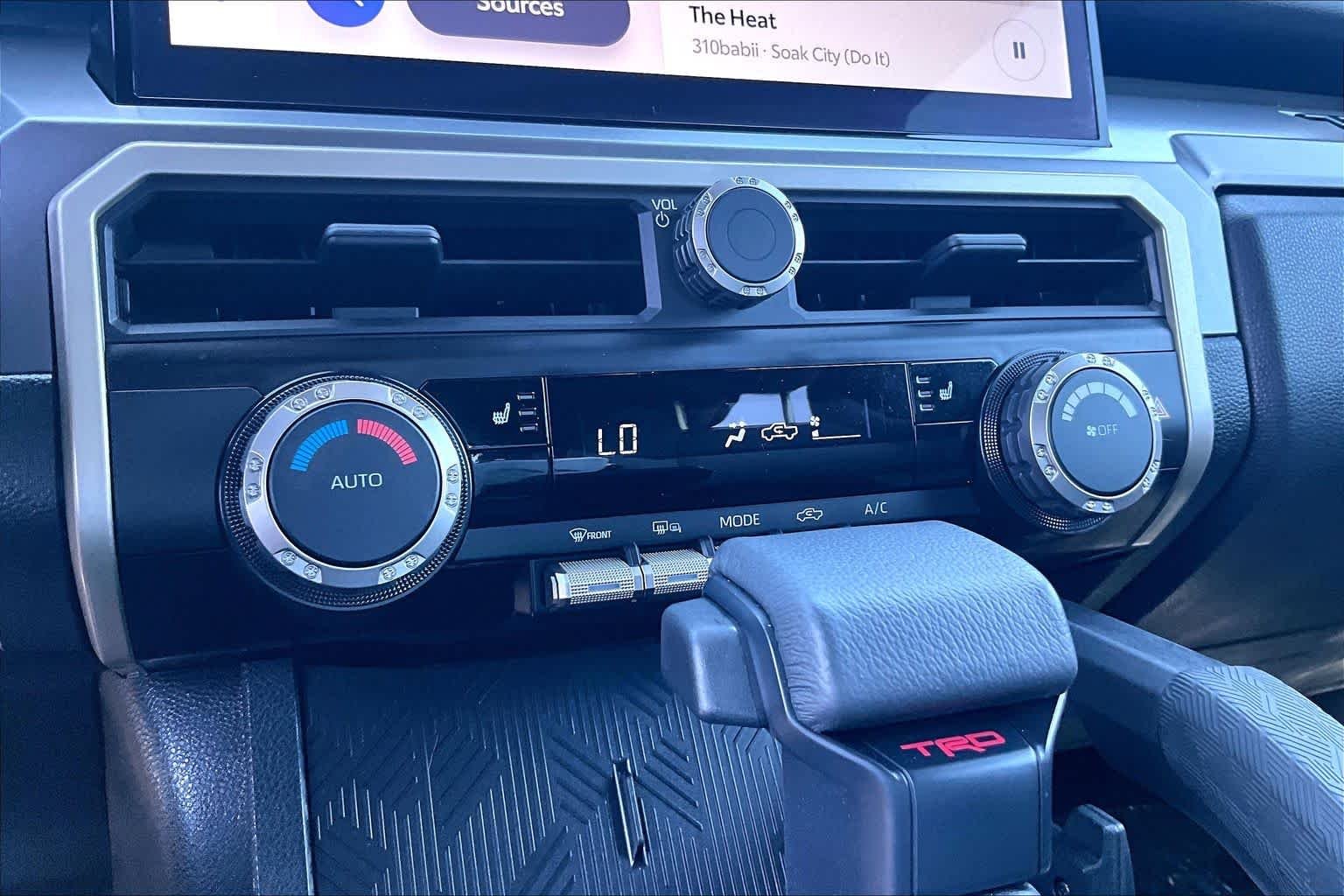 2024 Toyota Tacoma TRD Off Road - Photo 34