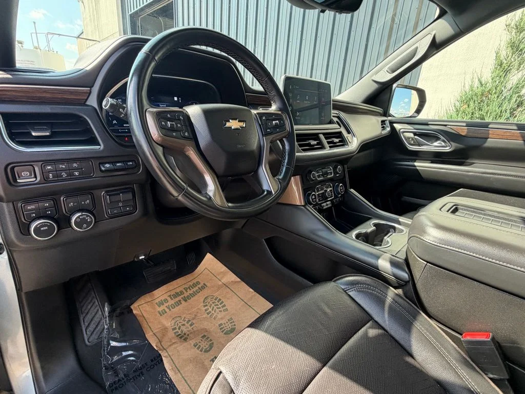 Used 2023 Gray Chevrolet High Country image 11
