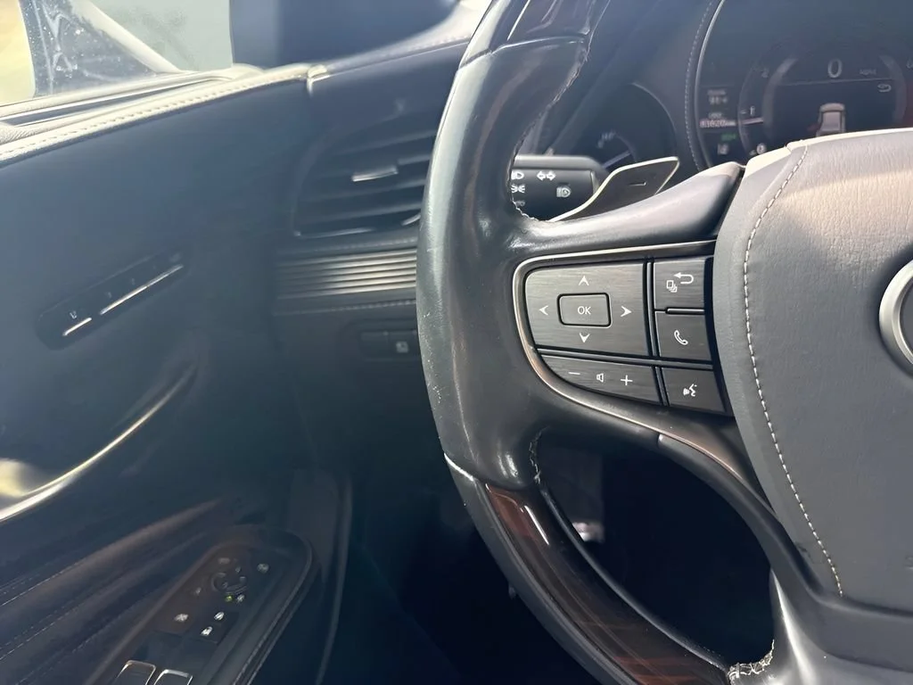 Used 2018  Lexus LS 500 image 17