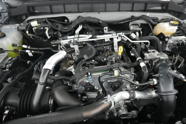 New 2026 Avalanche Gray Ford Base image 26