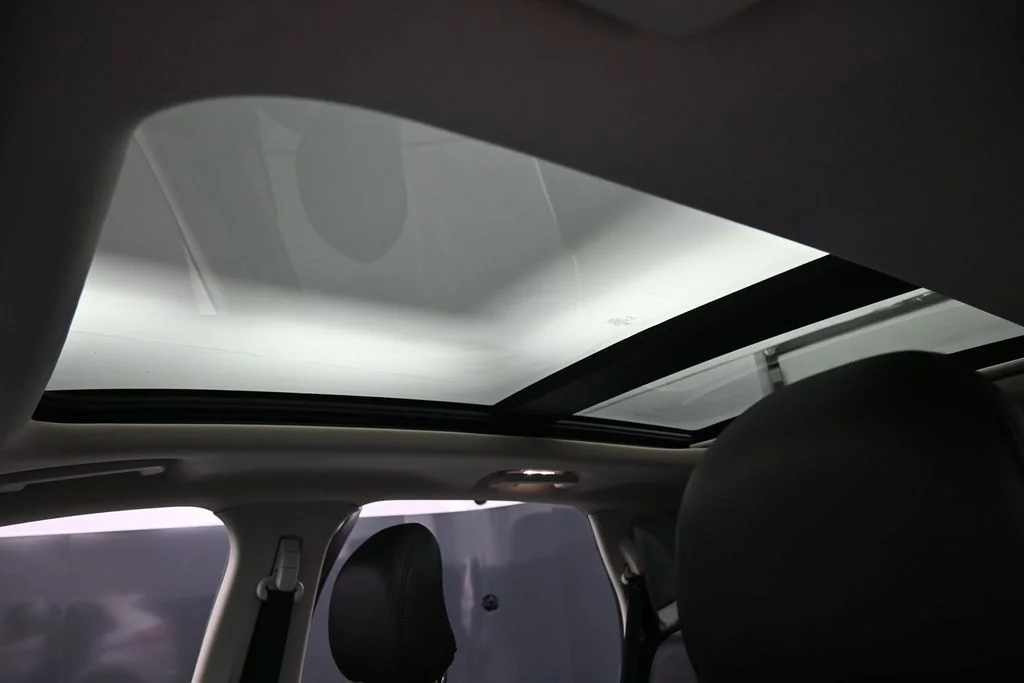 Used 2018 White Ford Titanium image 18