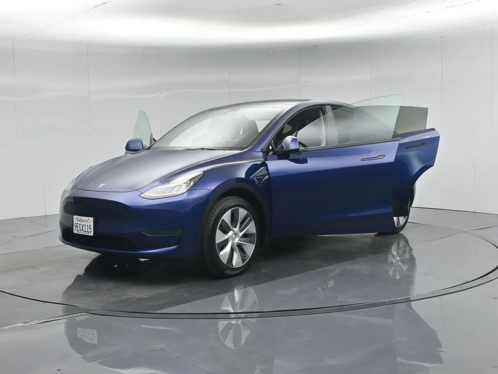 Used 2023 Blue Tesla Long Range image 25