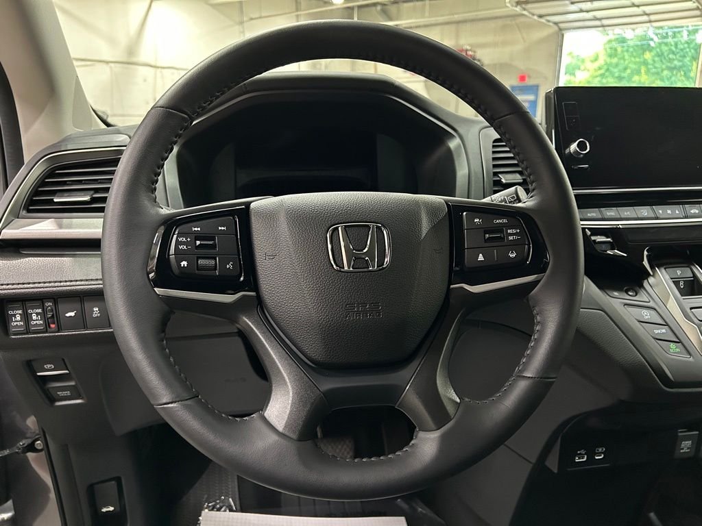 2026 Honda Odyssey EX-L - Photo 16