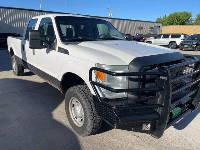 Used 2012 White Ford XL image 3