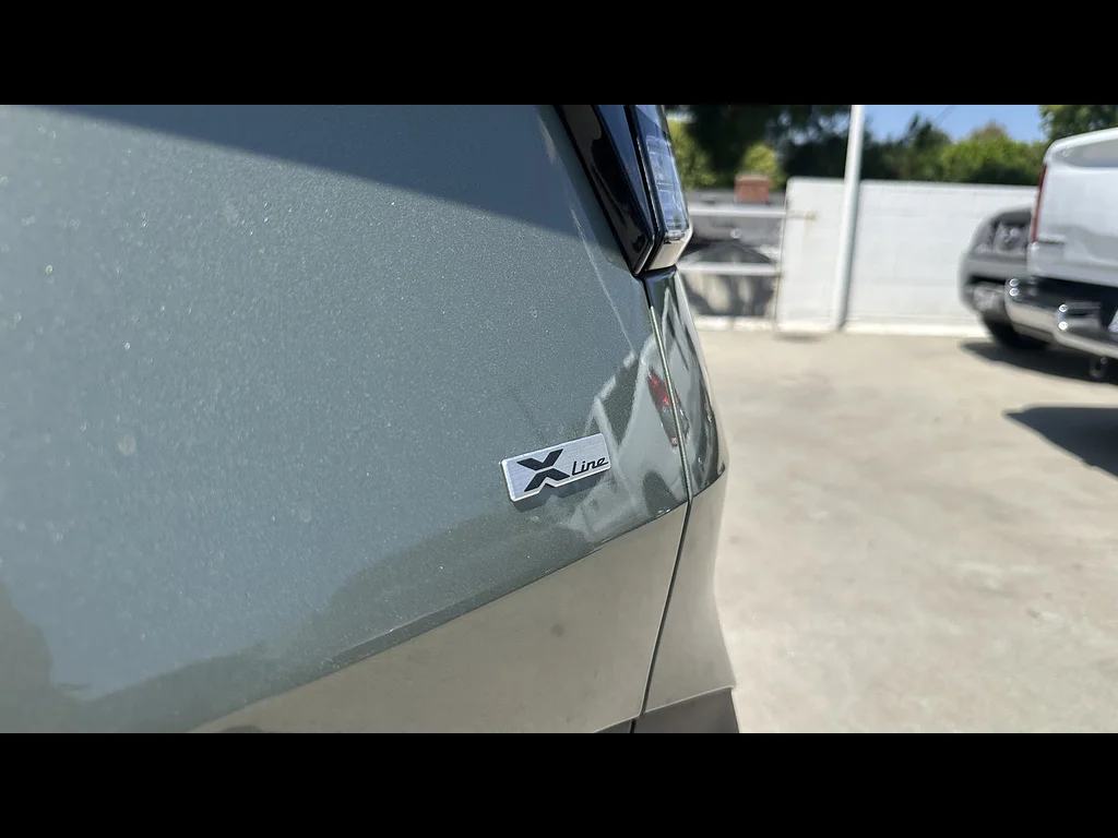 Used 2023 Jungle Green Kia X-Line image 4