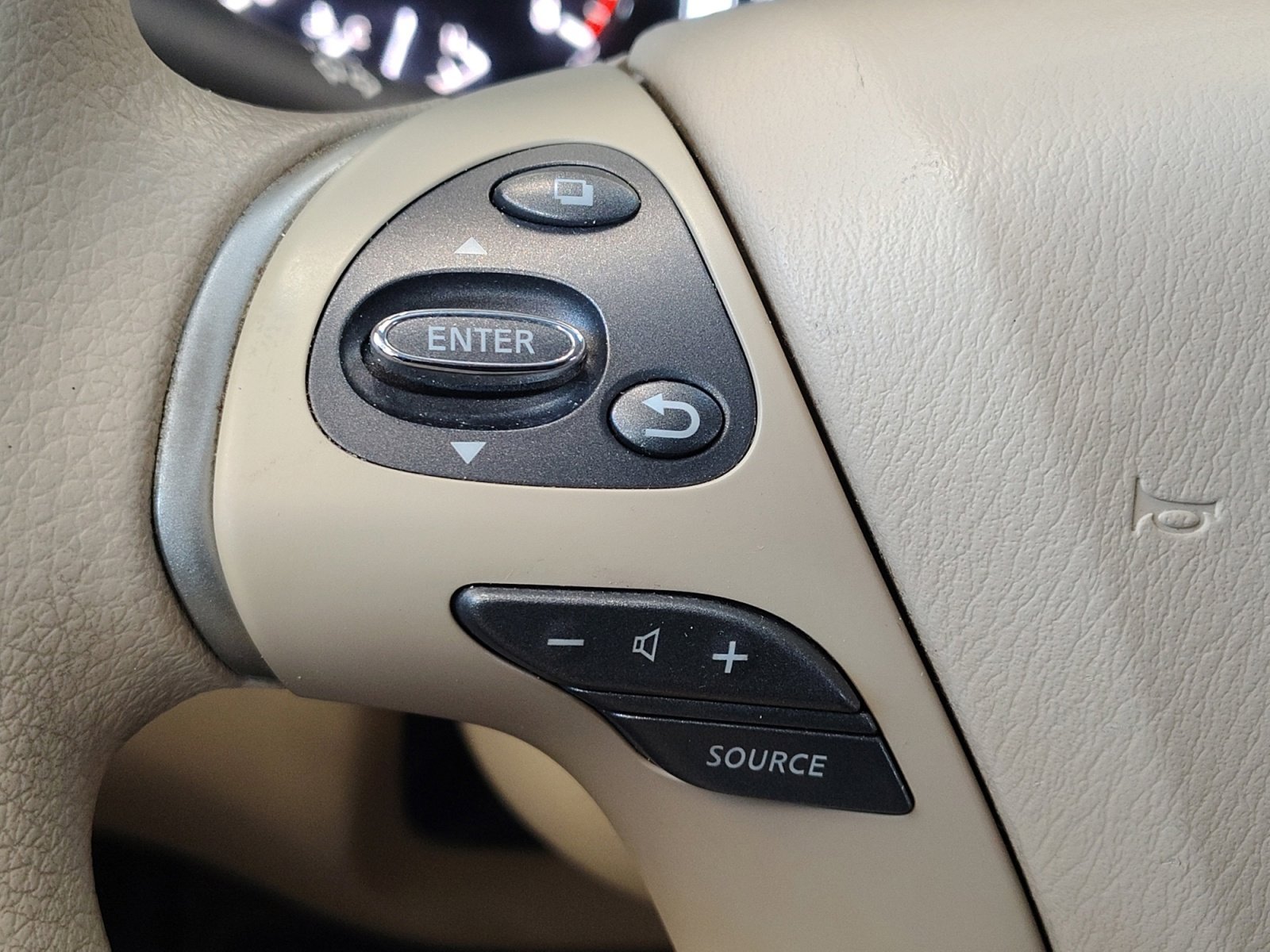 Used 2015 Gun Metallic Nissan S image 16
