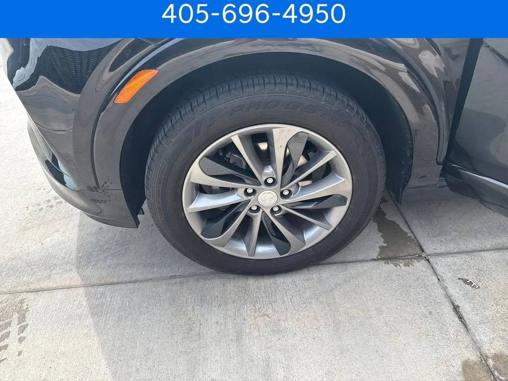 Pre-Owned 2021 Buick Encore GX Select