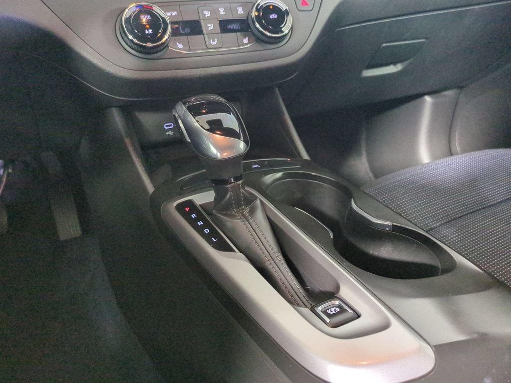 2025 Buick Envista Preferred - Photo 22