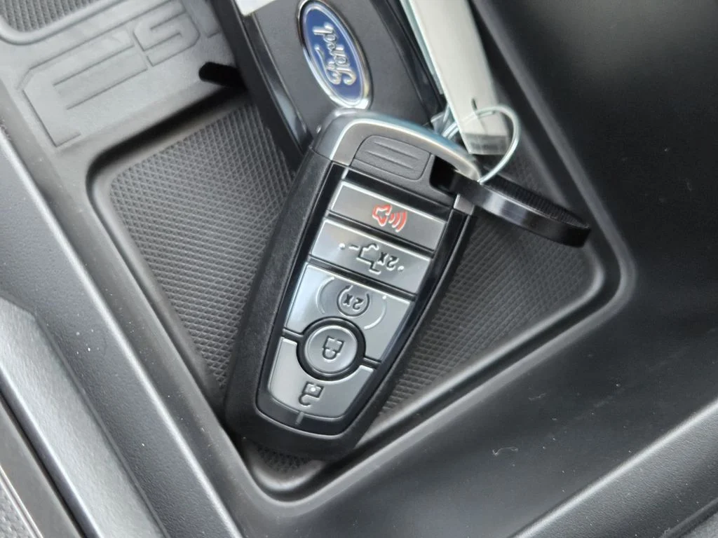 New 2026 Avalanche Ford F-250® Lariat® image 27