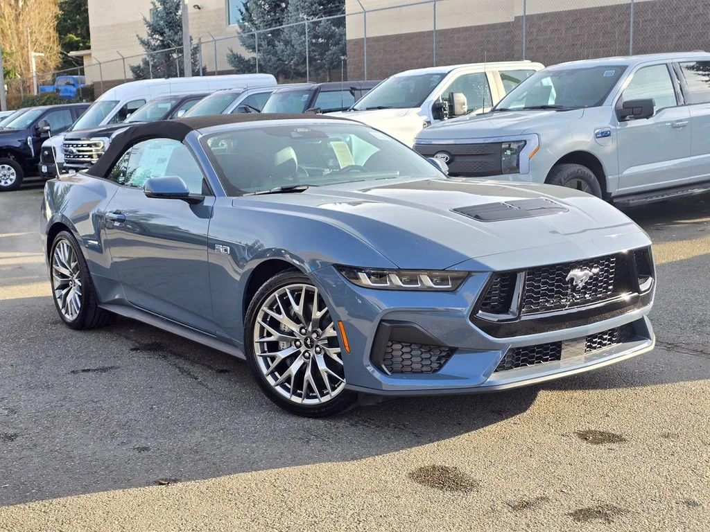 2025 Ford Mustang GT Premium Convertible's photo