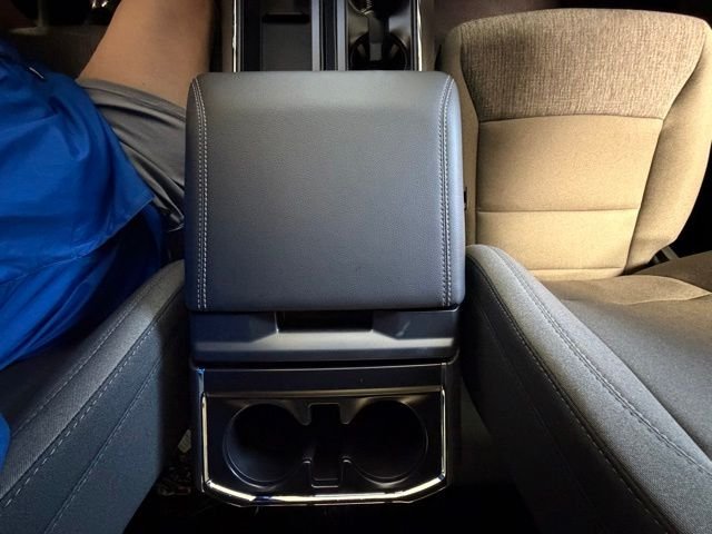 New 2026 Carbonized Gray Metallic Ford XLT image 39