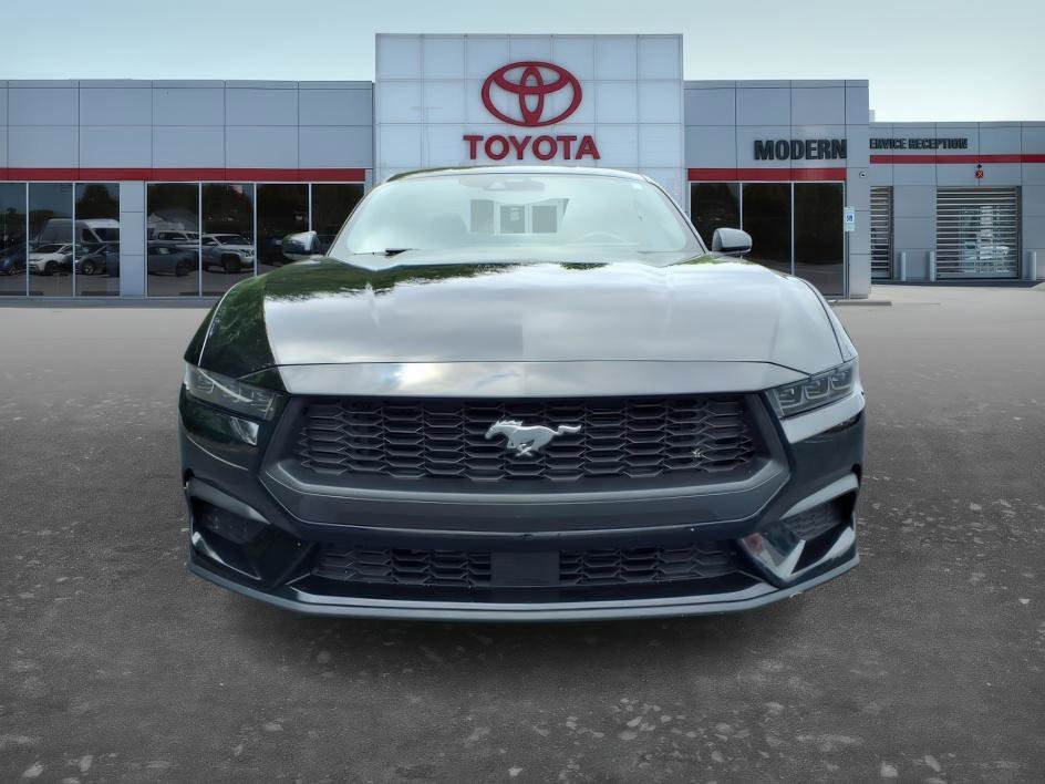 Used 2025 Shadow Black Ford EcoBoost image 9