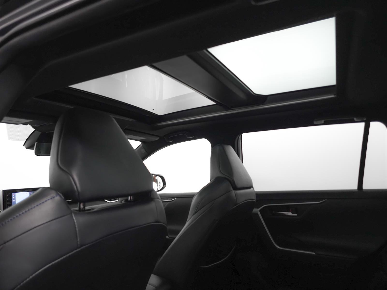 Used 2019 Gray Toyota XSE image 6