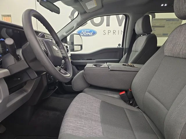 New 2026 Oxford White Ford F-350® XLT image 23
