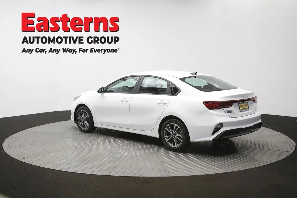 Used 2023 White Kia LXS image 62