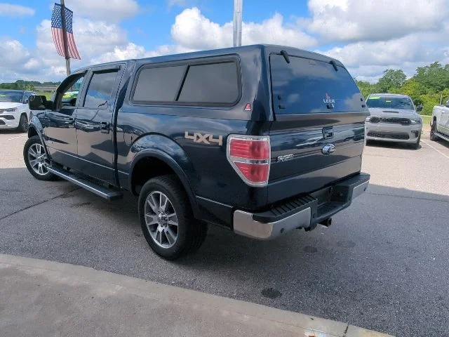 Used 2014 Blue Ford Lariat image 32