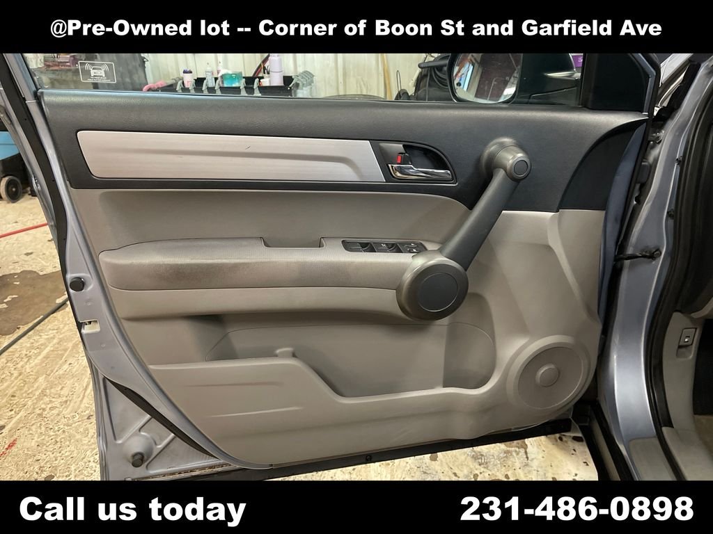 Used 2011  Honda EX image 14
